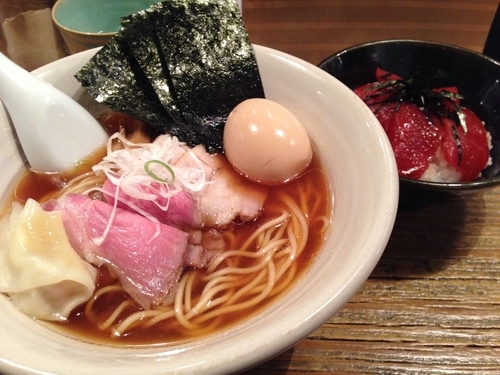 「特製やまがた地鶏のしょうゆラーメン + 魚めし」@Homemade Ramen 麦苗の写真
