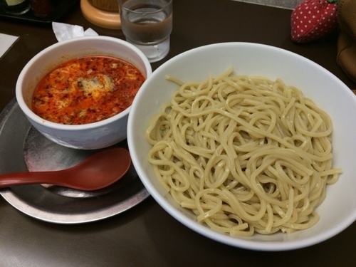 「辛つけ麺 ￥８００」@自家製太打麺 勢拉 行徳駅前店の写真