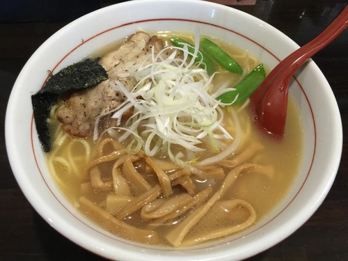 「塩ラーメン（中盛）」@麺 GAKUの写真
