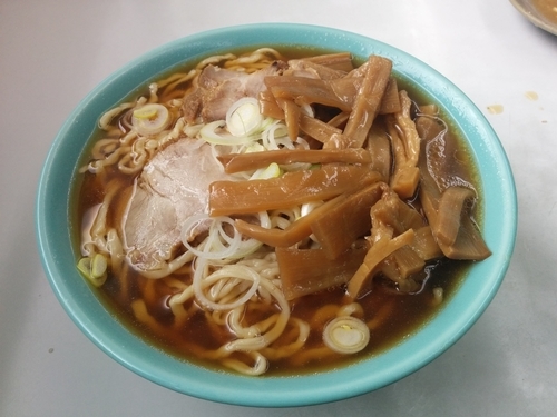 「メンマらーめん大盛り　800円」@秀来軒の写真