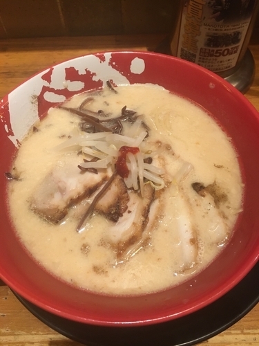 「牛醬ラーメン」@ラーメン まこと屋 心斎橋本店の写真