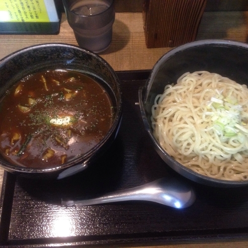 「レアチーズカレーつけ麺」@柳家 矢巾店の写真