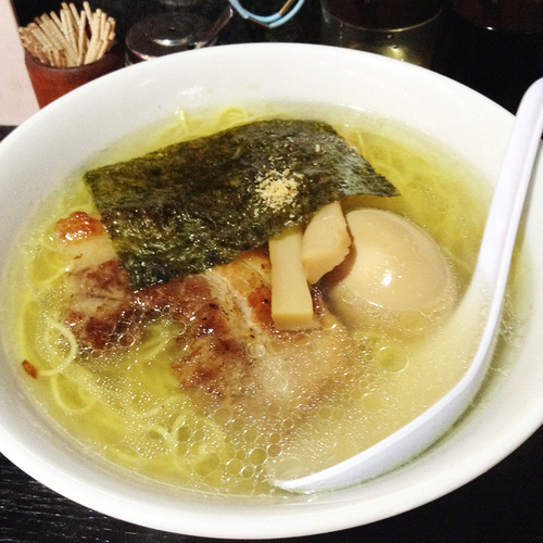 「塩玉そば」@塩そば 桑ばらの写真