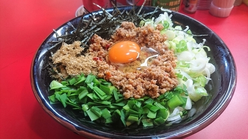 「【限定】恵寿卵の混ぜそば(追い飯付き)」@家系ラーメン とらきち家の写真