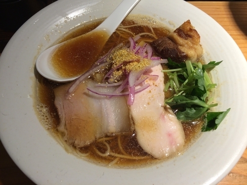 「貝と煮干しの醤油そば  900円」@麺処 篠はらの写真