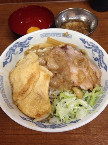 「油そば中  南部せんべい」@ラーメンの店 どでん 北浦和店の写真