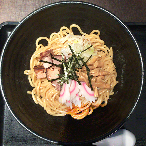 「和えソバ（中盛り）」@三ツ矢堂製麺 狛江店の写真