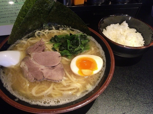 「らぁめん（６８０円）」@大宮らぁめんの写真