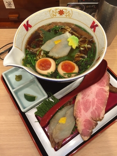 「ふぐだし醤油らーめん極み お茶漬けセット」@ふぐだし潮 八代目けいすけ 東急プラザ銀座店の写真