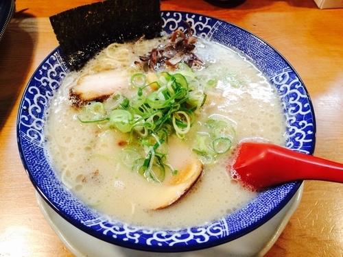「博多とんこつ 全部のせ」@博多ラーメン鶴亀堂 太田新井町店の写真