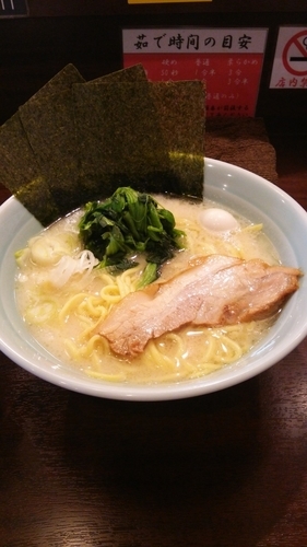 「塩ラーメン」@横濱家系ラーメン 祭家の写真