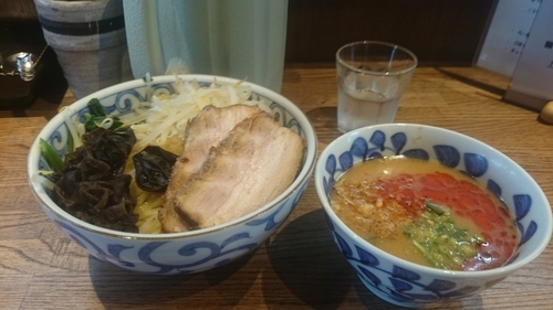 「自家製らー油坦々つけ麺大盛」@らー麺屋 バリバリジョニーの写真