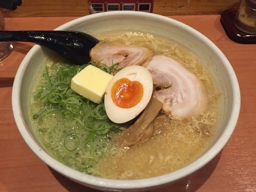 「大地味噌ラーメン＋バター(トッピング)」@札幌らーめん 北の大地の写真