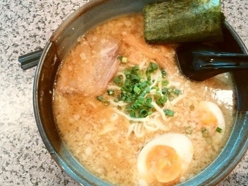 「こく旨味噌らーめん」@らーめん直久 新木場店の写真