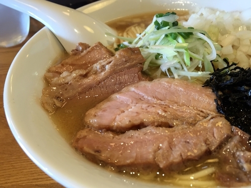 「煮干そば＋玉ねぎ」@中村屋総本山の写真