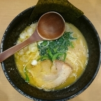 豚骨醤油ラーメン￥680+ライス￥100