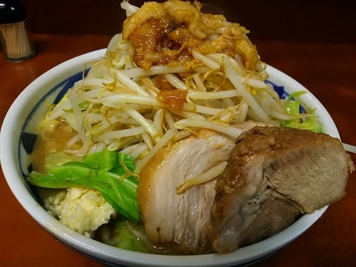 「小ラーメン　※ニンニク、野菜、アブラ」@ラーメン二郎 めじろ台法政大学前店の写真