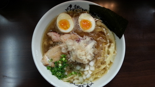 「蔵出し生醤油ラーメン」@麺のようじの写真