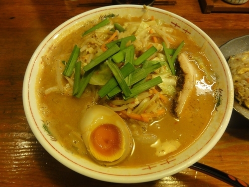 「スタミナラーメン」@白馬童子 守口店の写真