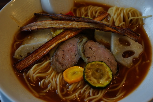 「子羊のラーメン（５，６月限定）」@稲荷屋の写真