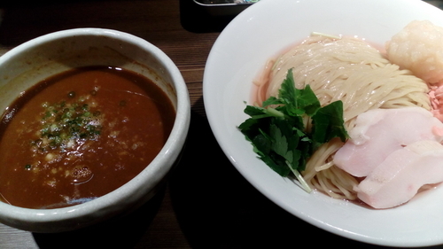 「エビ細つけ麺（830円）+中盛（50円）+エビ団子（120円」@つけ麺 一燈の写真