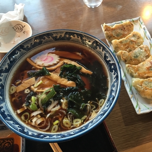 「ラーメンと餃子セット」@八十八の写真