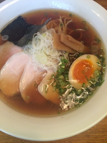 「醤油ラーメン」@青山清湯そば 青ノ樹の写真