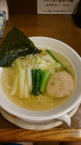 「塩らーめん(チャーシュー丼セット) ８５０円」@ら〜めん TAKO房の写真