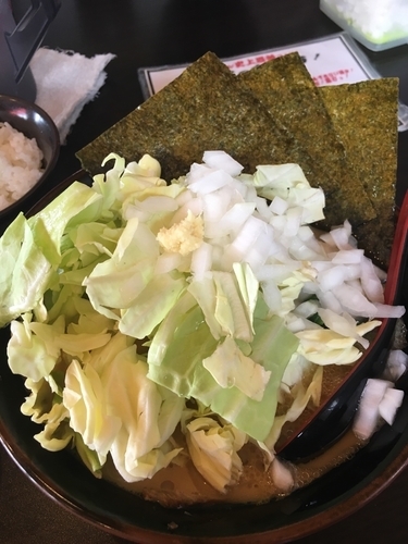 「キャベツラーメン」@横浜家系ラーメン 剛力家の写真