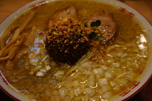 「カレーなアブラ煮干しそば（限定）」@煮干そば 流。の写真