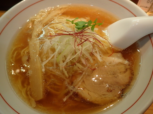 「ラーメン 醤油」@利尻昆布ラーメン くろおびの写真