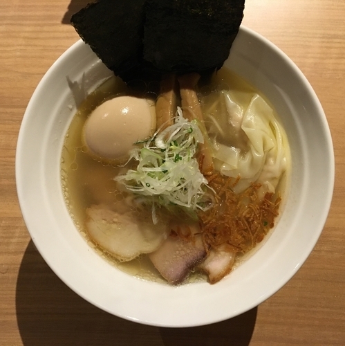 「特製塩らーめん 1050円」@拉麺 弁tenの写真