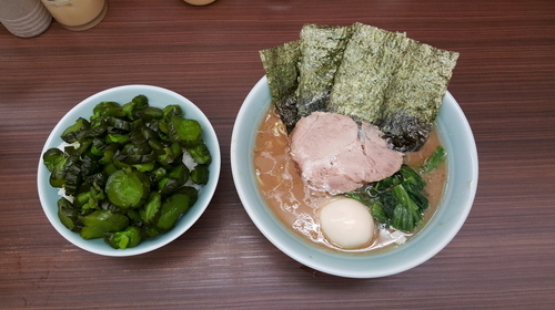 「ラーメン650円(Max)＋無料ライス」@横浜家系らーめん 武蔵家 川口店の写真