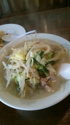 「チャーハン タンメン   ９００円」@高原飯店の写真