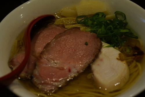 「白醬油ラーメン（月１回限定）＋プチ特製」@麺処 夏海の写真