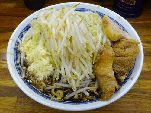「小ラーメン（730円）＋小金井ブラック（150円）ニンニク」@ラーメン二郎 新小金井街道店の写真