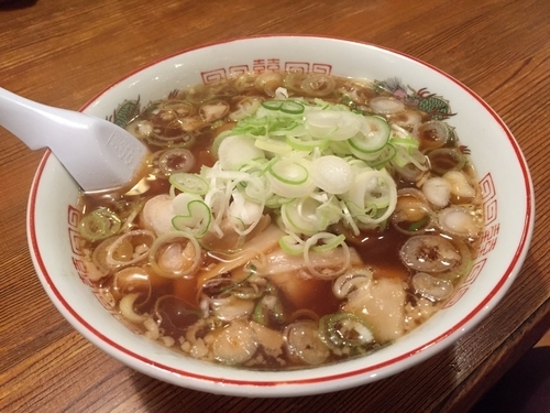 「中華そば大盛りにんにく入り麺かためトッピングねぎ」@一楽の写真