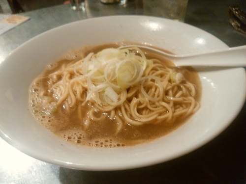 「中華そば(具なし・塩・並盛・150g)600円」@らぁめん家 有坂の写真