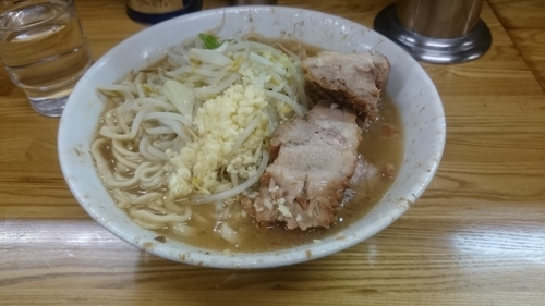 「小ラーメン、ニンニク」@ラーメン二郎 赤羽店の写真