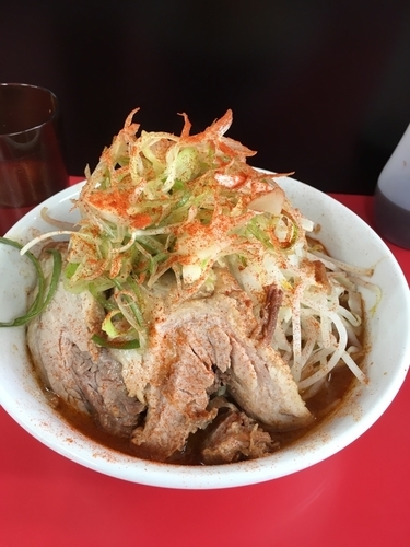 「ネギチャーシュー並 中辛に変身 ニンニク少なめ」@イマイ帝国の写真