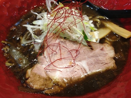 「黒味噌らーめん　￥８２０」@黒味噌らーめん 初代けいすけ 品川店の写真