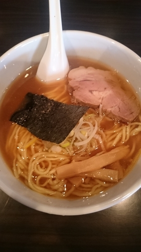 「らーめん 750円」@麺屋繁の写真