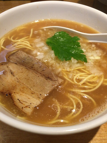 「小女子と焼きアゴの煮干しそば（イベントメニュー）」@煮干し中華そば三四郎の写真