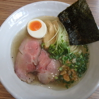 淡麗塩らーめん(620円)