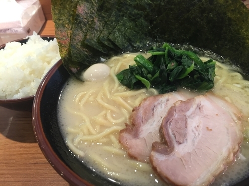 「塩ラーメン 並 680円 のり増し 50円」@横浜家系ラーメン 大森家の写真