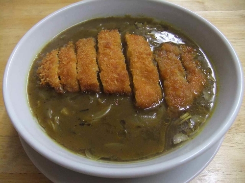 「チキンカツ入りカレーラーメン（800円）」@神社ラーメン 峰英軒の写真