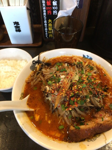 「もやしカラシビ味噌らー麺900円＋半飯100円」@カラシビ味噌らー麺 鬼金棒の写真