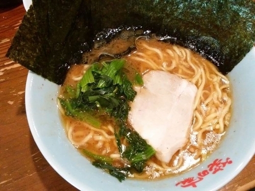 「ラーメン+のり」@横浜らーめん 笑の家の写真