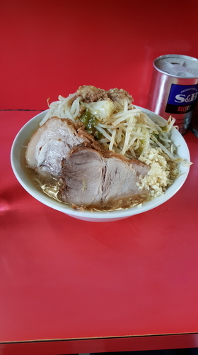 「ラーメン小(ヤサイニンニクアブラ)」@ラーメン二郎 三田本店の写真