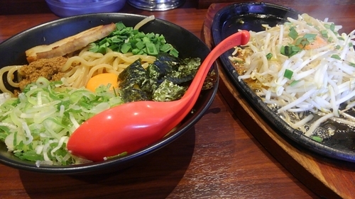 「まぜそば@750円」@銀次郎 大口店の写真